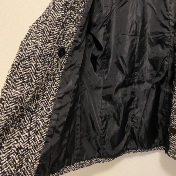 Kenneth Cole REACTION Black White Women’s Coat Size Medium - Picture 10 of 10